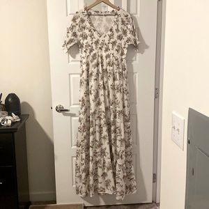 Baltic Born floral smocked maxi dress - size large